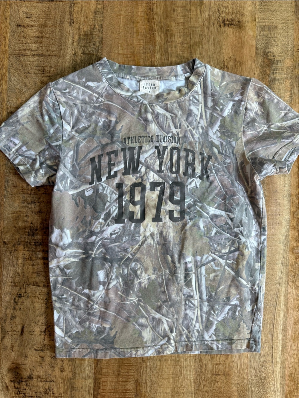 Urban Nation Camo Graphic Tee Juniors M New York 1979 Y2K Streetwear